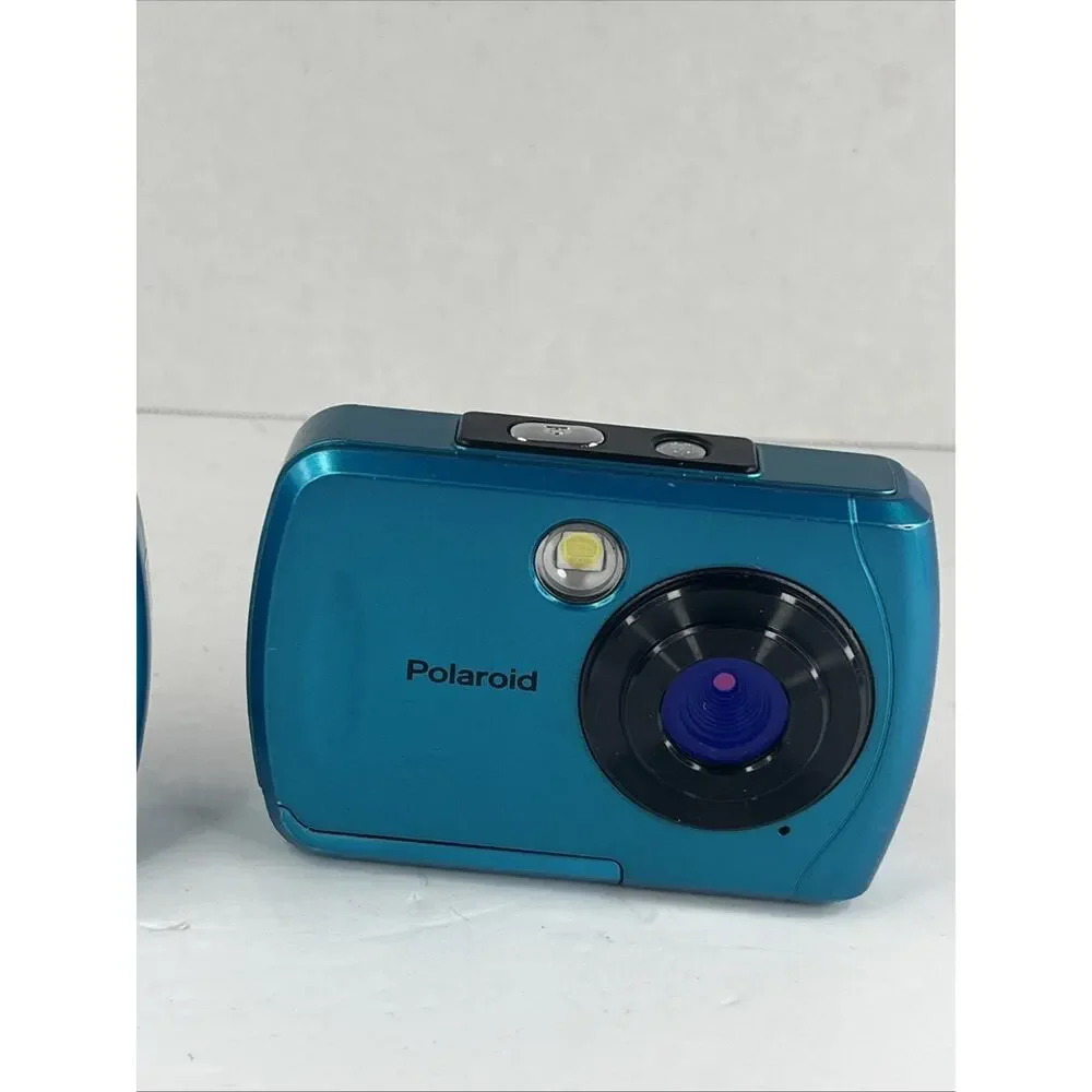 Lot Of 2 Polaroid ISO48 HS 16MP 4x Zoom Digital Cameras Tested Works Waterproof